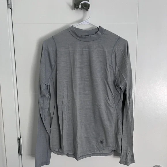 Janji Women’s Repeat Merino Long Sleeve in Silver Needle - Picture 2 of 4